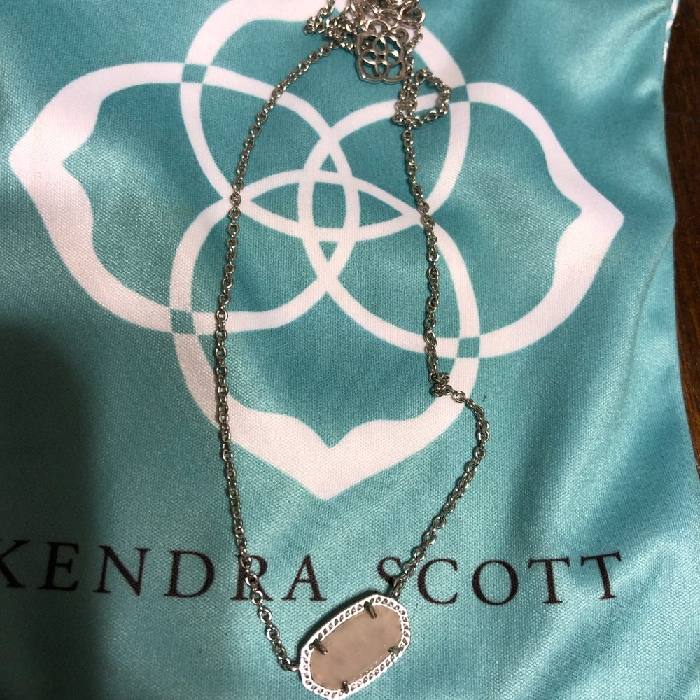 kendra scott necklace